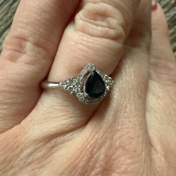 14K White Gold Sapphire and Diamond Ring - Picture 4 of 10